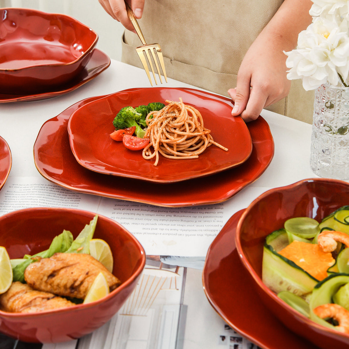 Garnet Rouge 16-Piece Organic Dinnerware Set