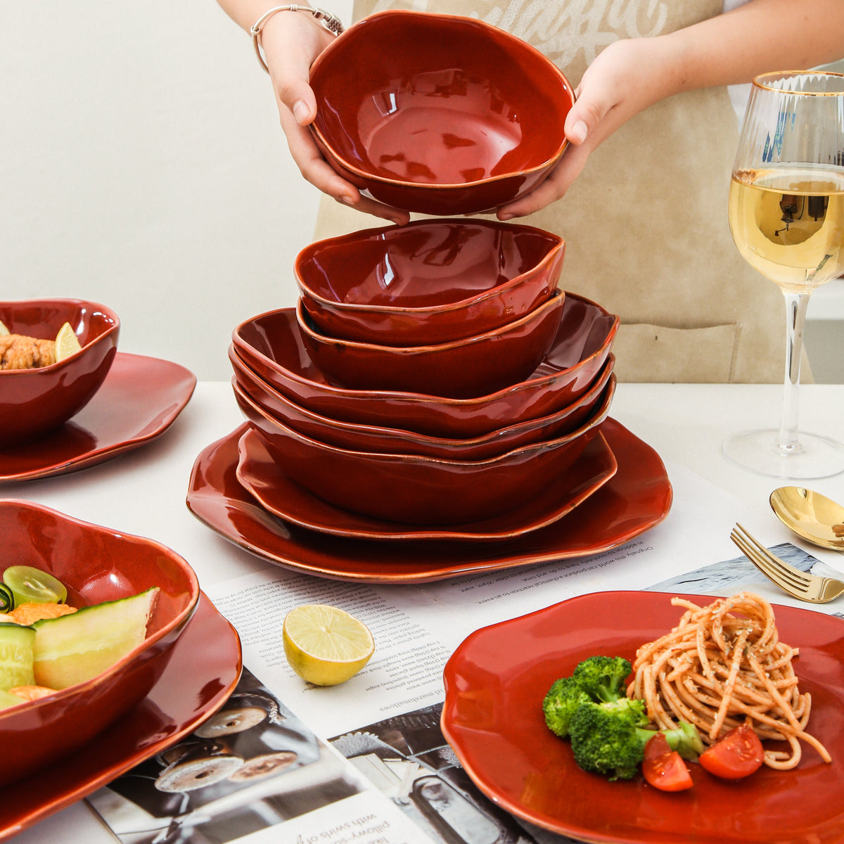 Garnet Rouge 16-Piece Organic Dinnerware Set
