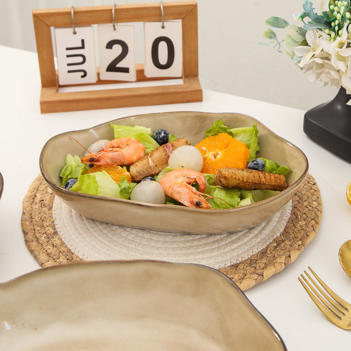 Crema Organic Oval Plate Set