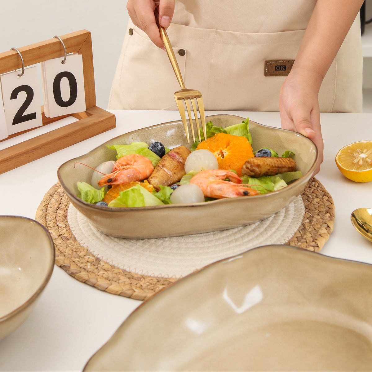 Crema Organic Oval Plate Set