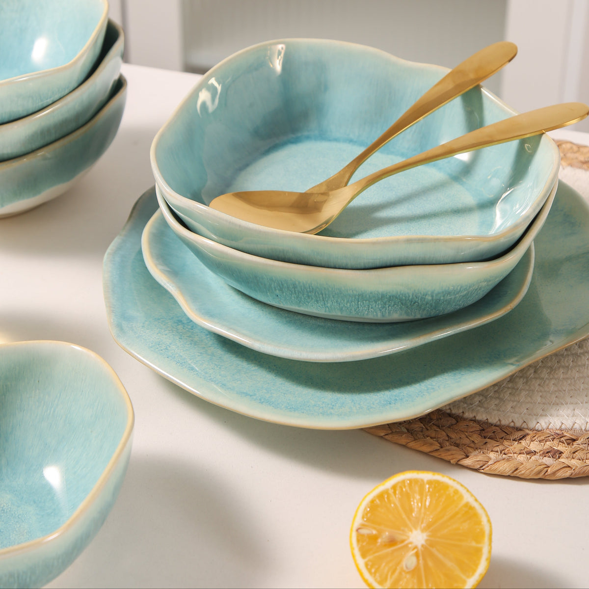 Aqua Blue 16-Piece Organic Dinnerware Set