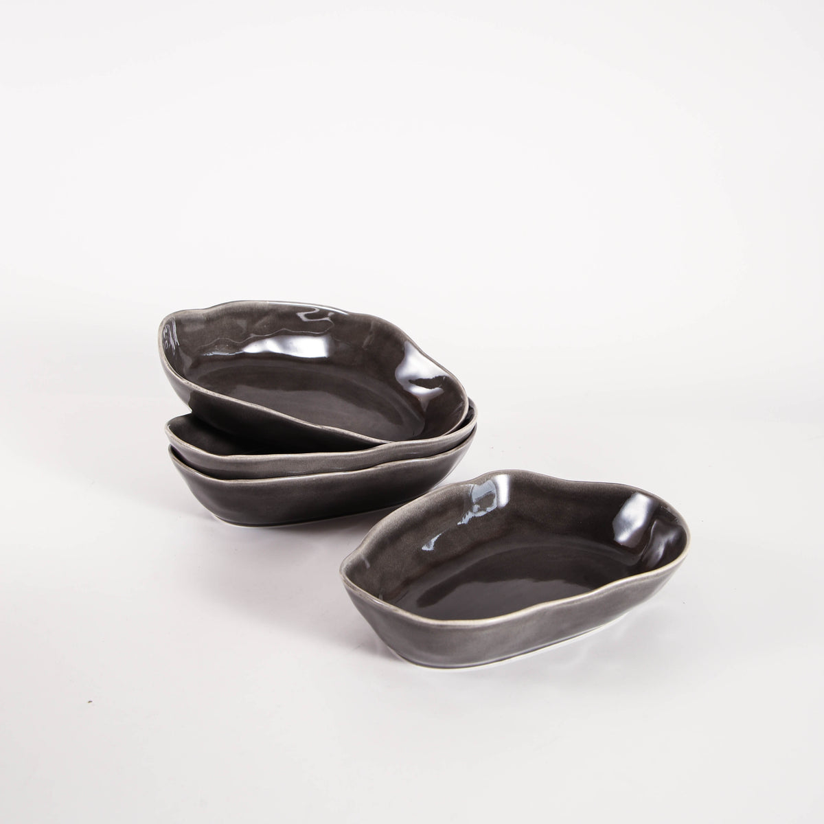 Royal Graphite Organic Oval Plate Set