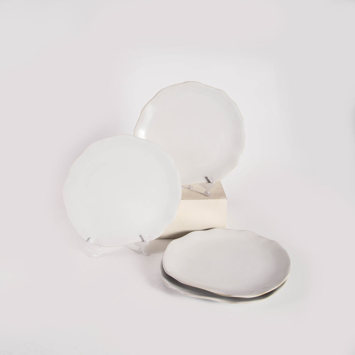 Pearl White Organic Grand Dinner Plate Set