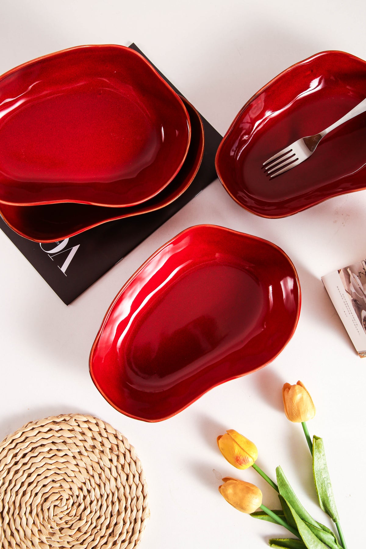 Garnet Rouge Organic Oval Plate Set