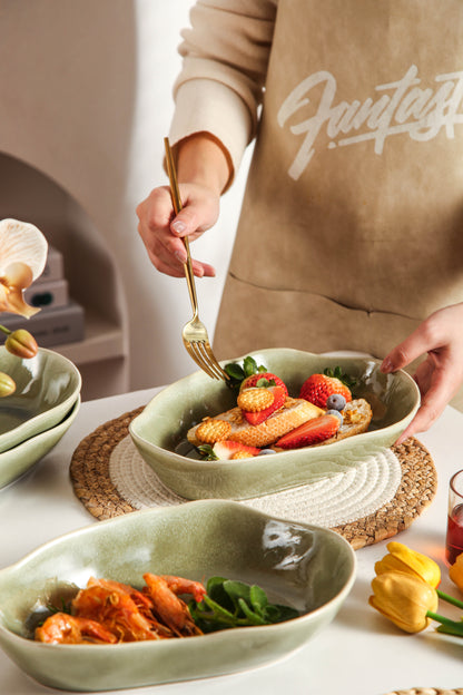 Royal Olive Organic Oval Plate Set