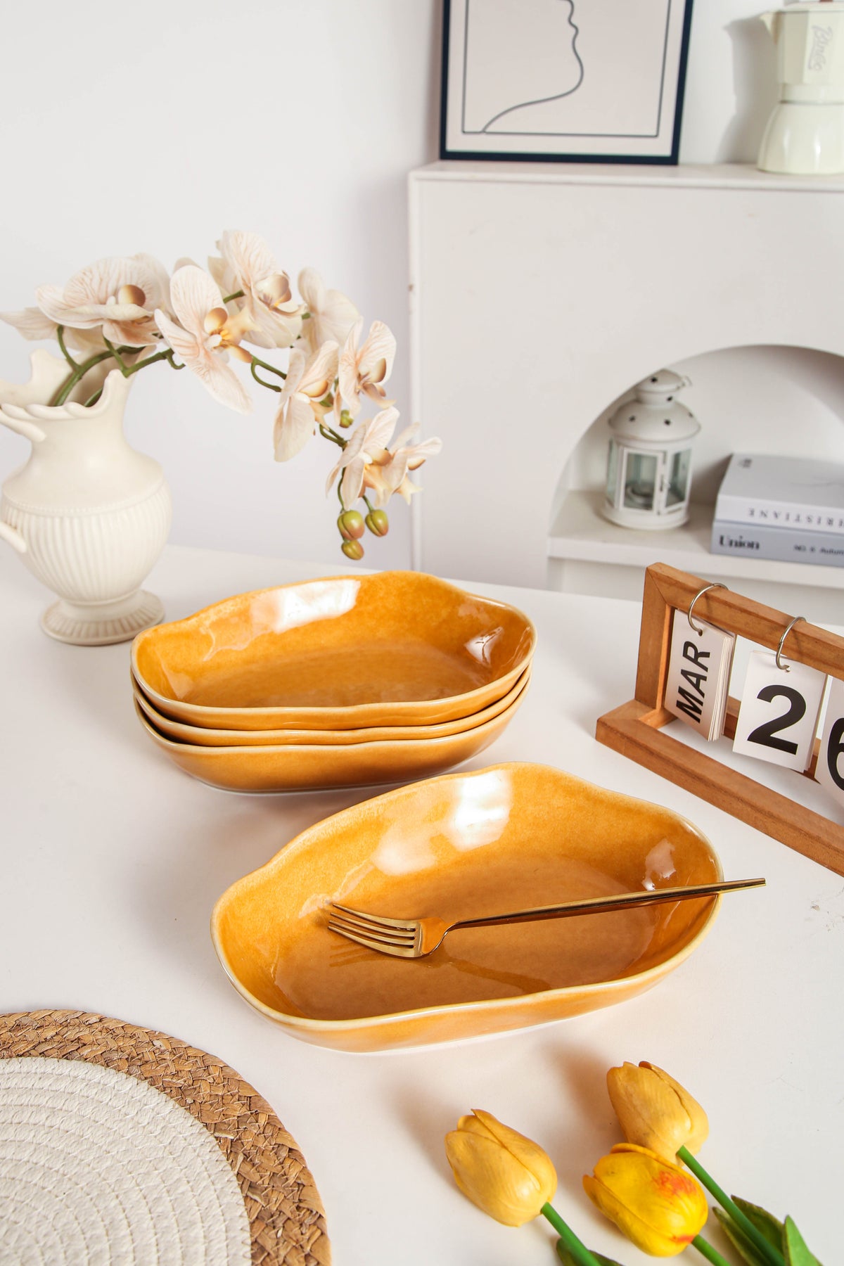 Golden Amber Organic Oval Plate Set