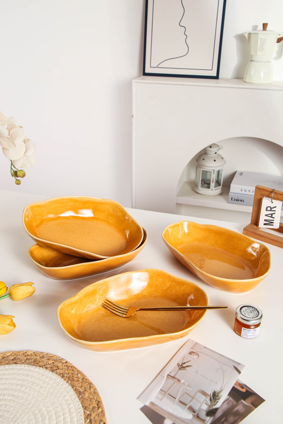Golden Amber Organic Oval Plate Set
