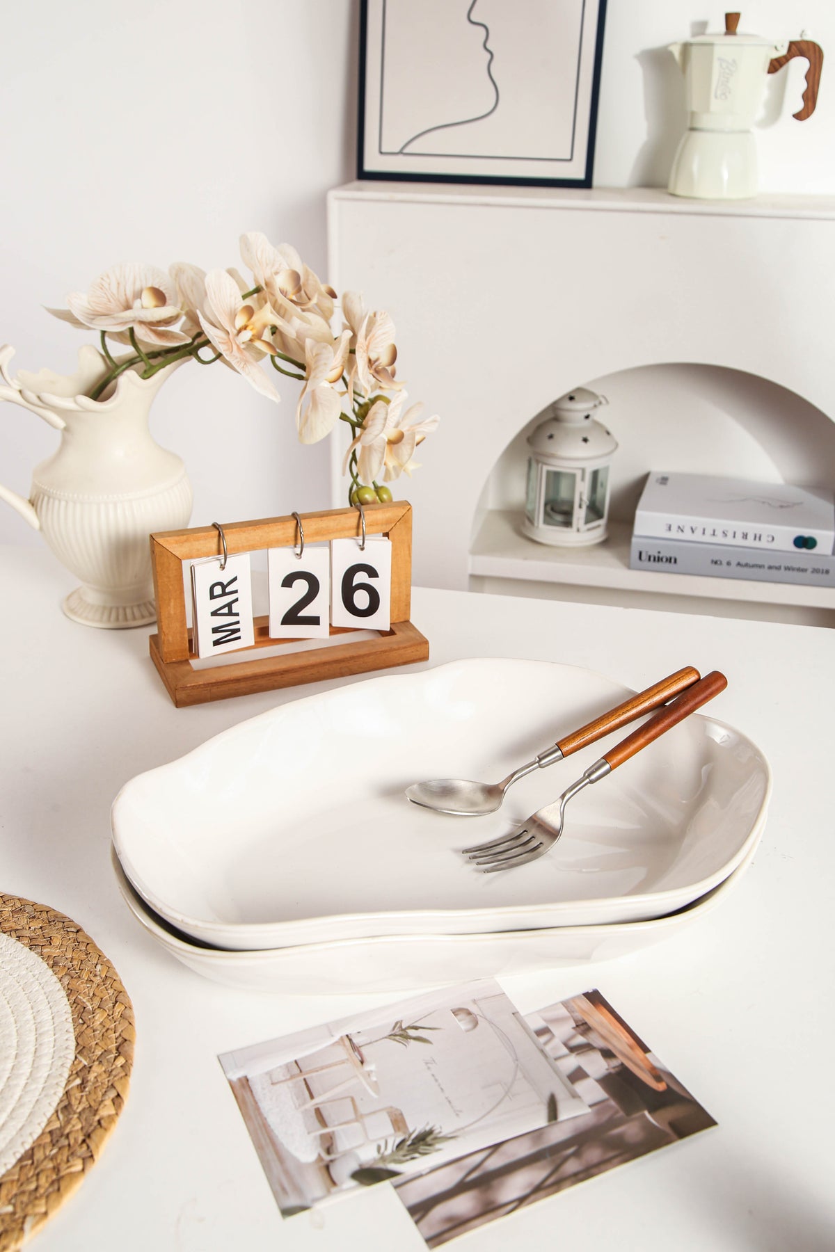 Pearl White Signature Platter Set