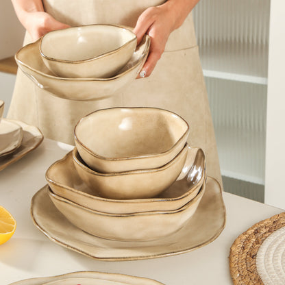 Crema 16-Piece Organic Dinnerware Set