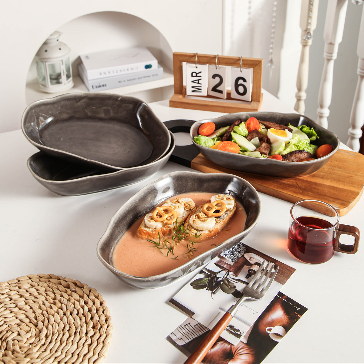 Royal Graphite Organic Oval Plate Set