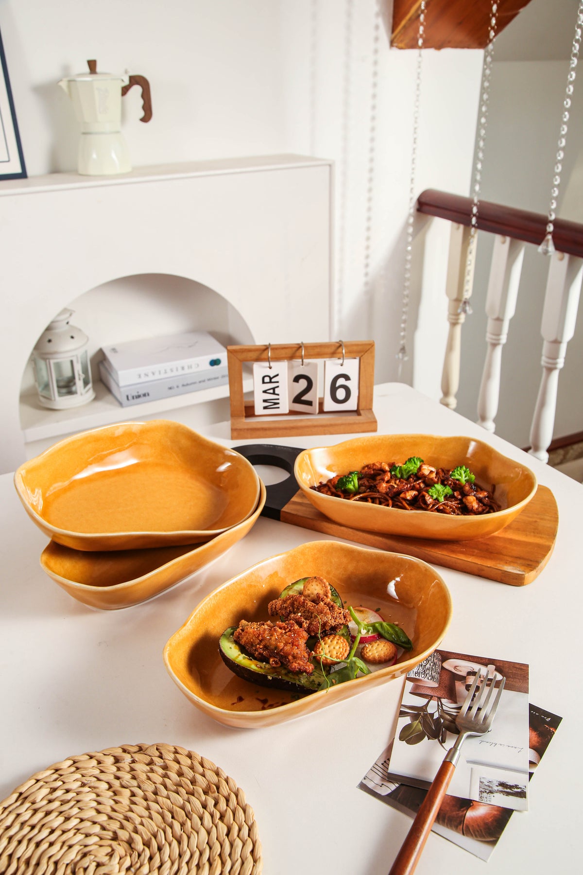 Golden Amber Organic Oval Plate Set