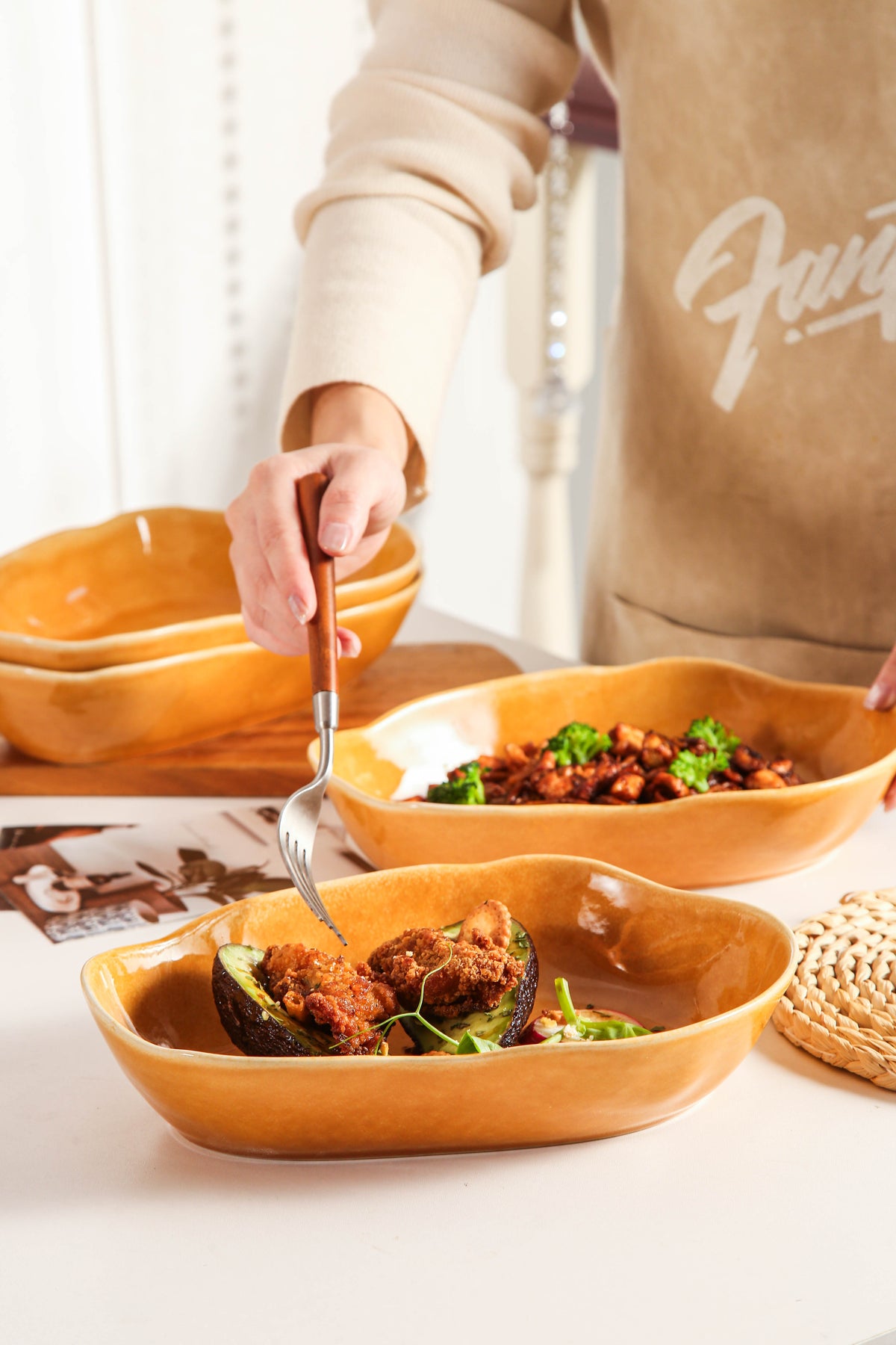 Golden Amber Organic Oval Plate Set