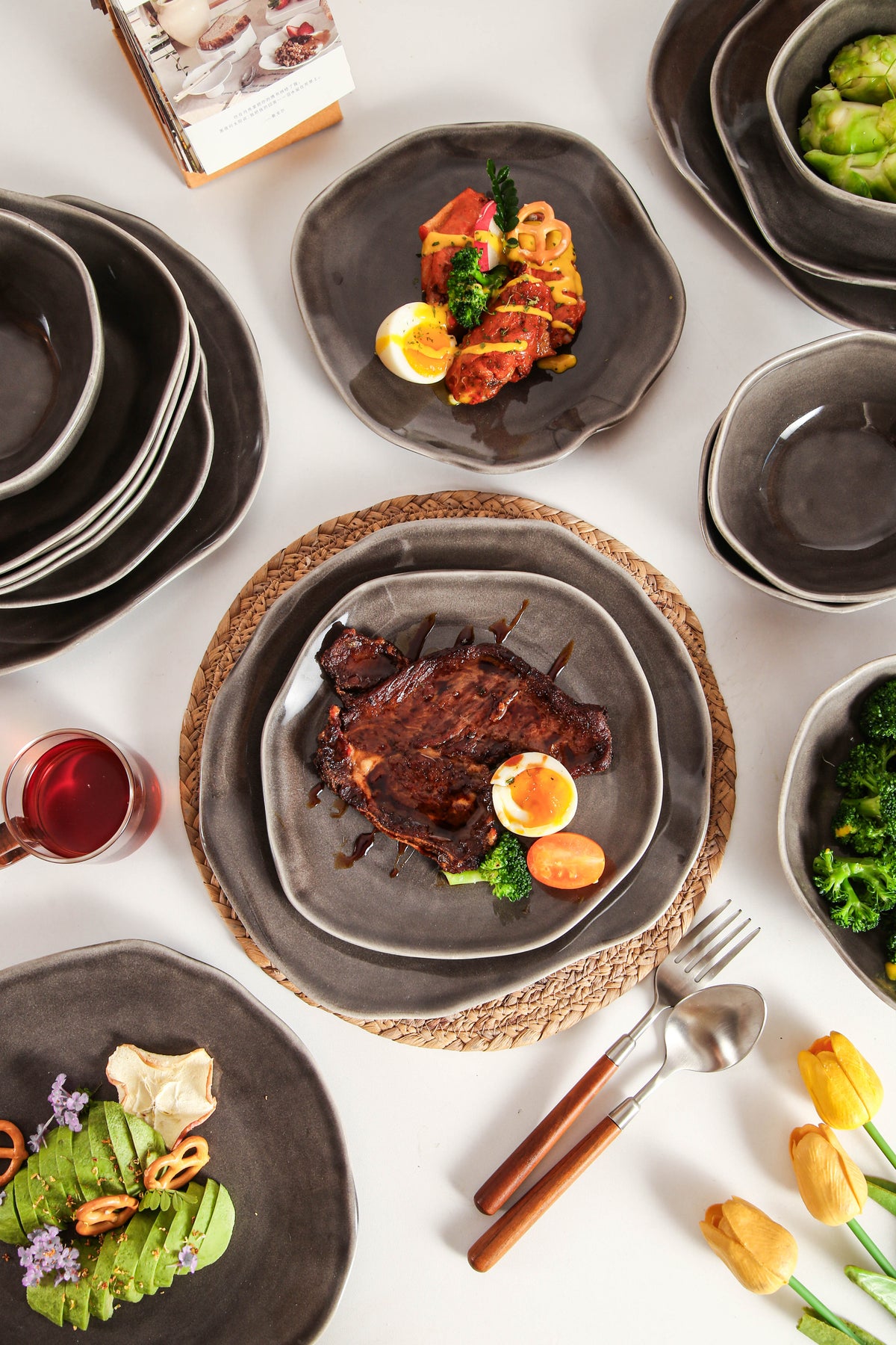 Royal Graphite 16-Piece Organic Dinnerware Set