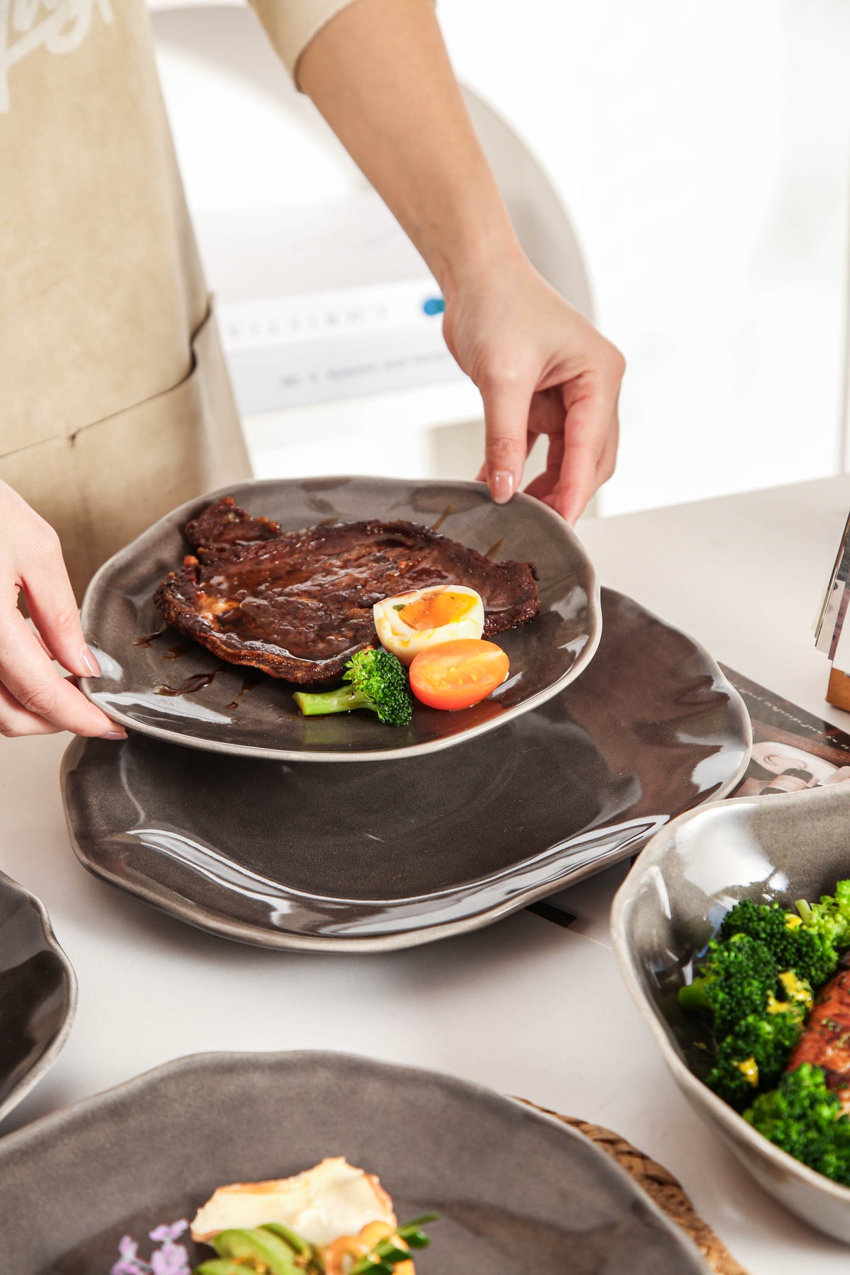 Royal Graphite 16-Piece Organic Dinnerware Set