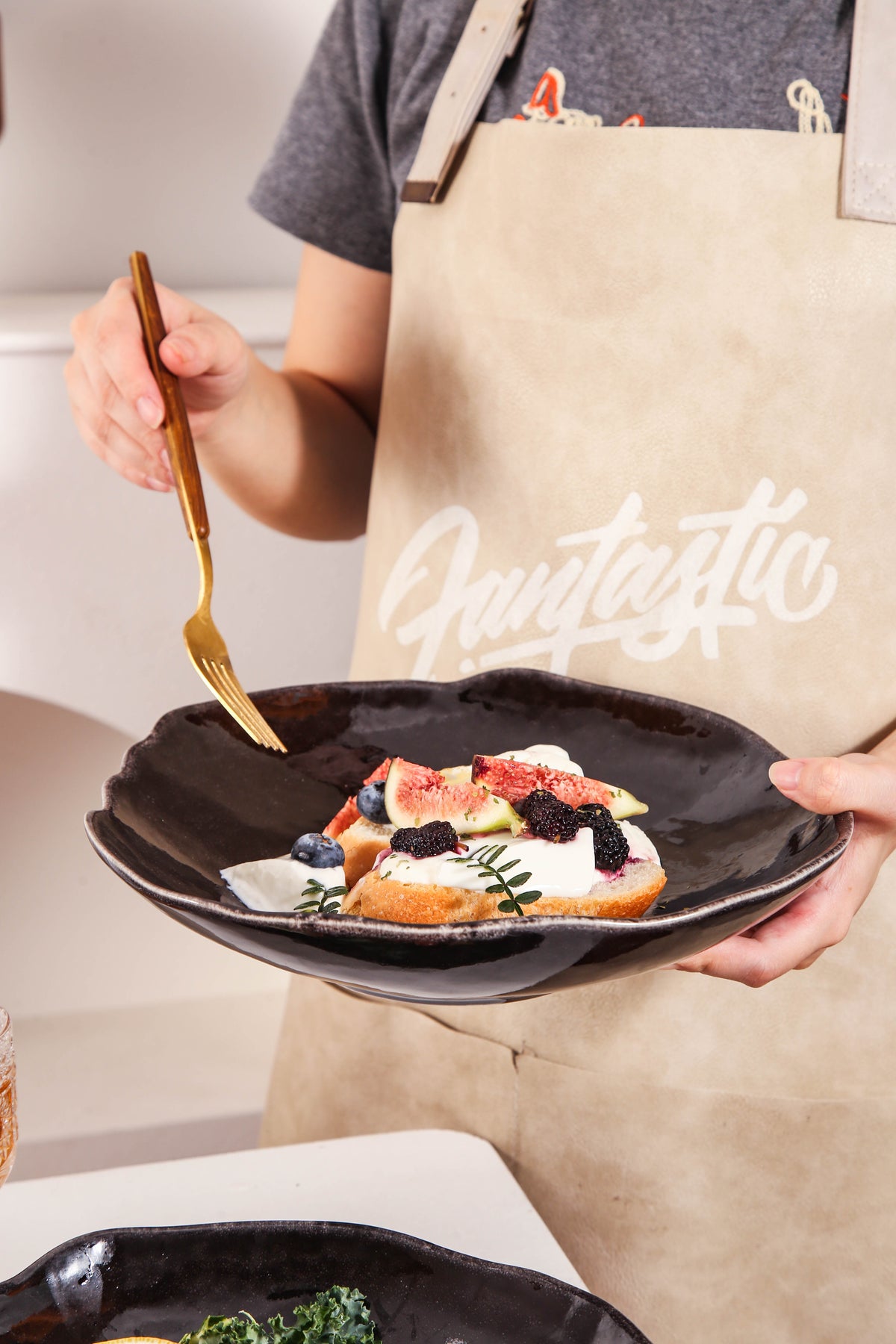 Imperial Onyx Organic Deep Plate Set