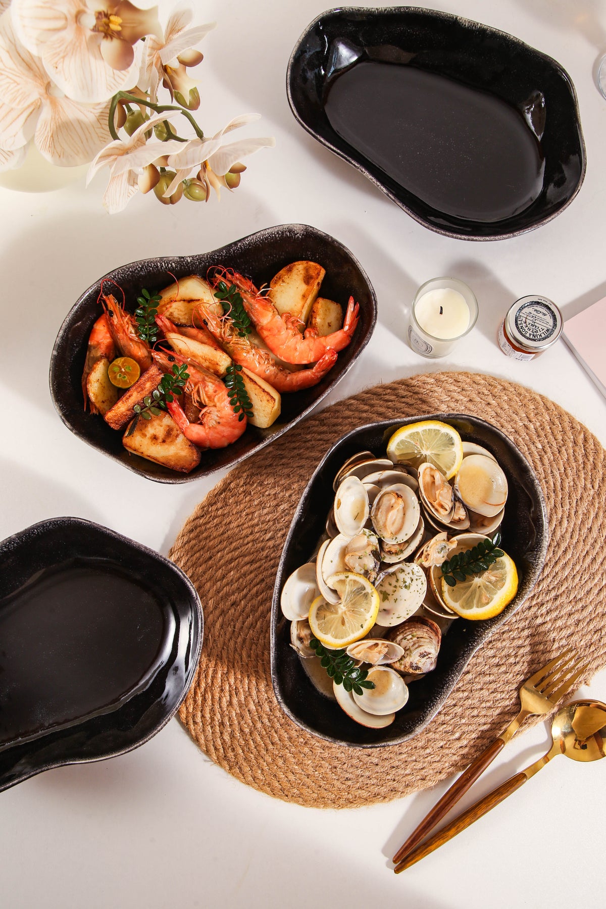 Imperial Onyx Organic Oval Plate Set